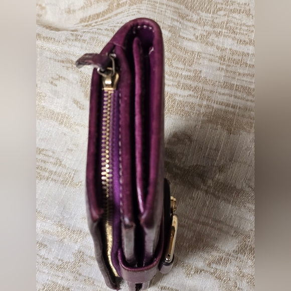GUCCI Vintage Purple Guccissima Leather Flap Continental Wallet - Picture 5 of 16